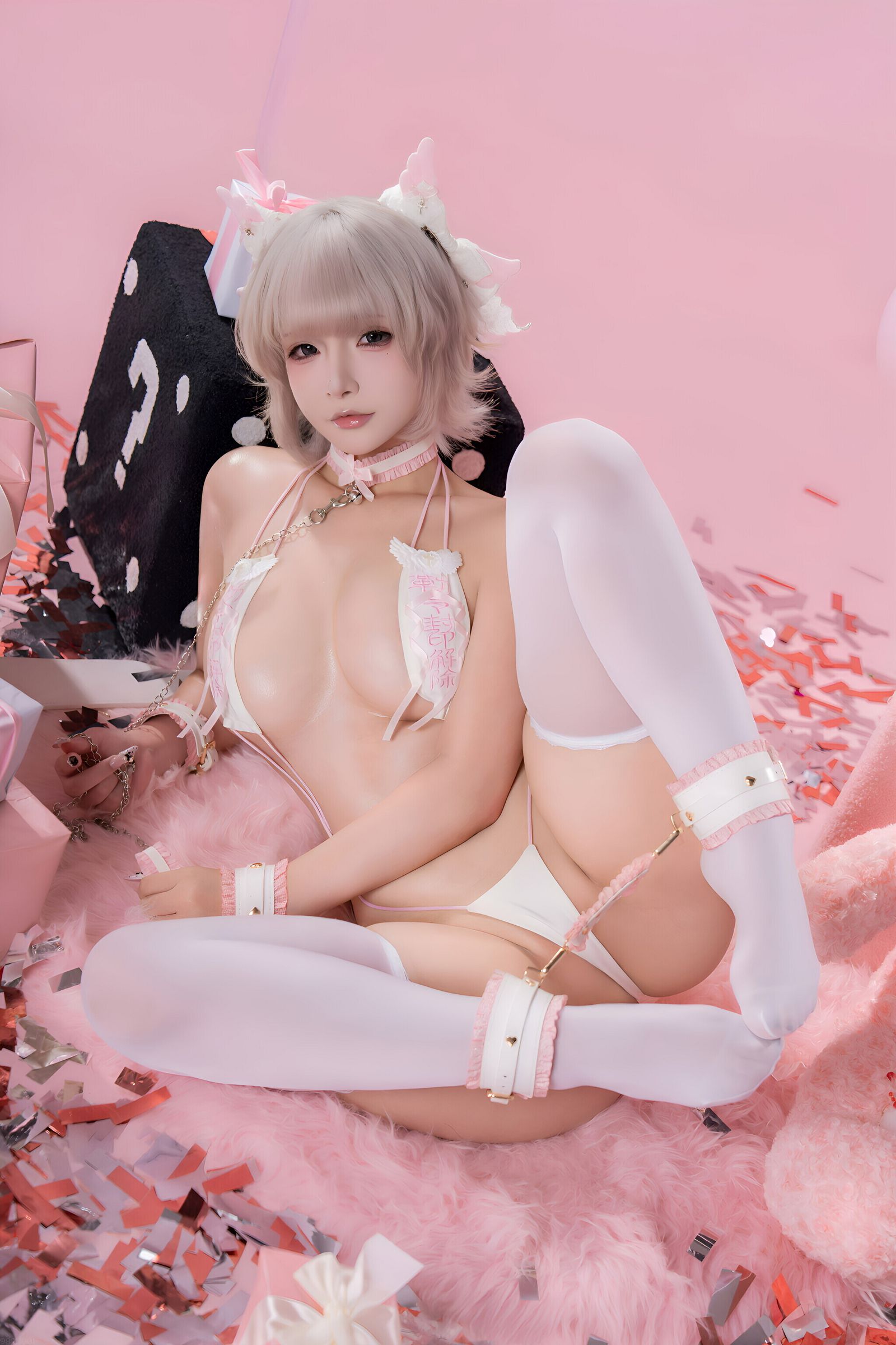 [yuuhui玉汇] NO.134 双生 白-黑丝袜写真