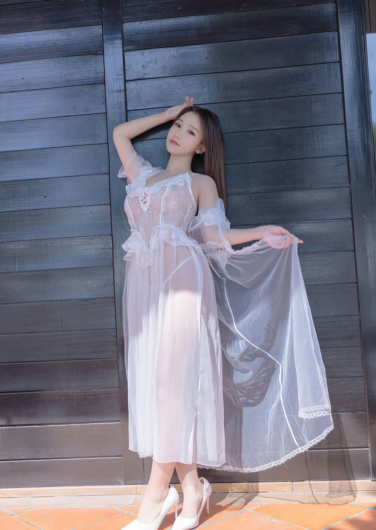 [Xiuren秀人网] - NO.8302 - 杏子Yada
