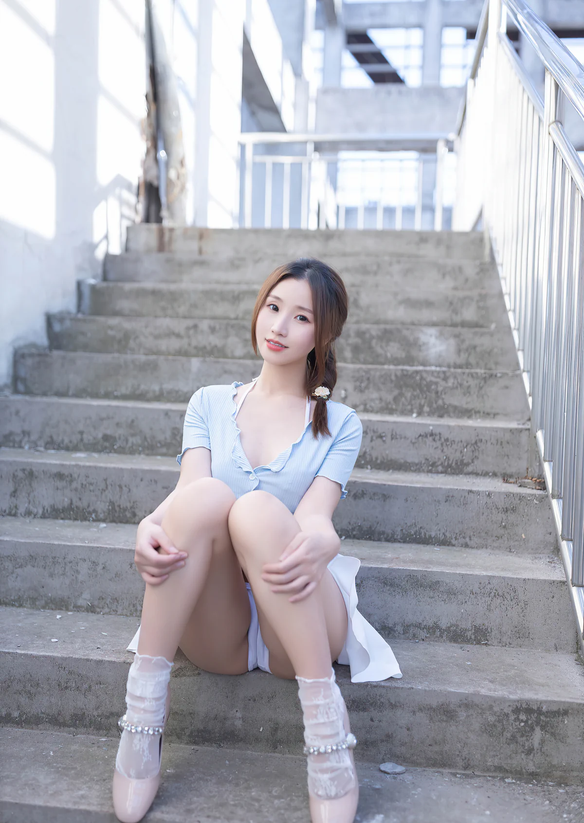[Xiuren秀人网] - NO.8369 - 杏子Yada
