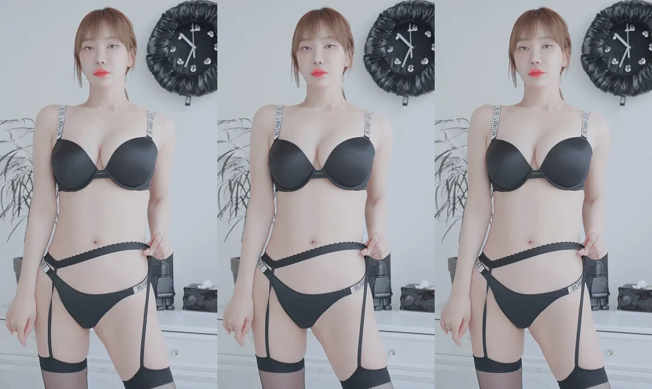 微胖女神翘臀内衣秀写真 [320V]-黑丝袜写真