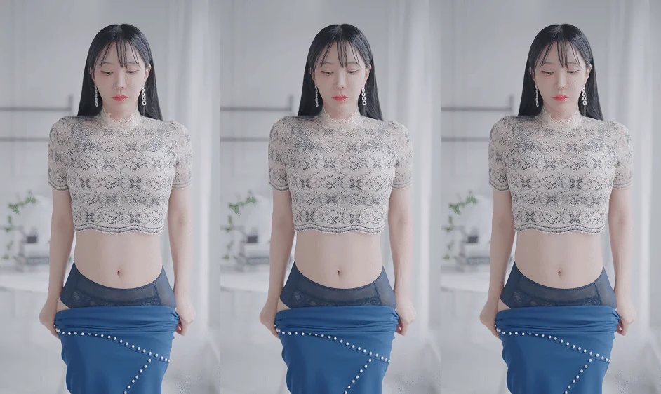 风韵美女翘臀内衣秀写真 [320V]-黑丝袜写真