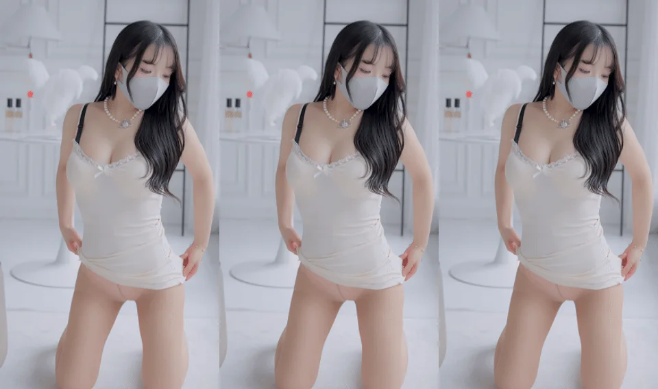 饱满美女黑丝内衣秀写真 [150V]-黑丝袜写真