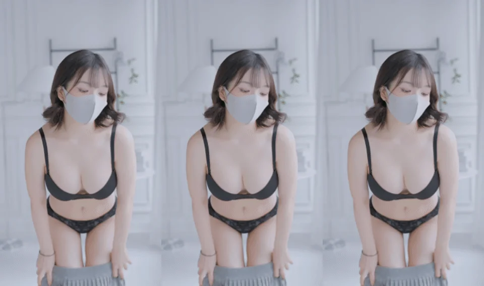 风韵美女情趣高清视频 [150V]-黑丝袜写真