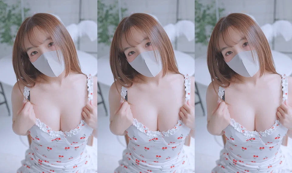 丰满少妇情趣内衣秀写真 [150V]-黑丝袜写真