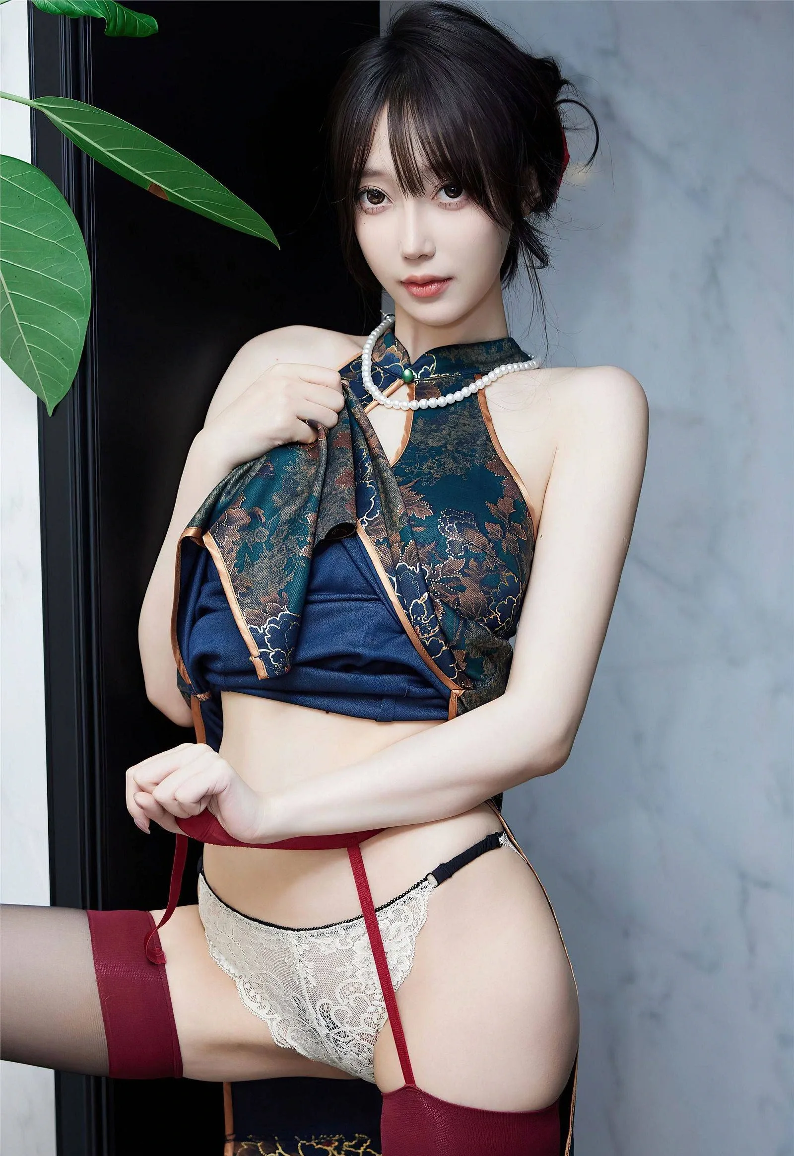 秀人网人妻玥儿玥er(NO.8995) 勾魂自拍合集 [71P]-黑丝袜写真