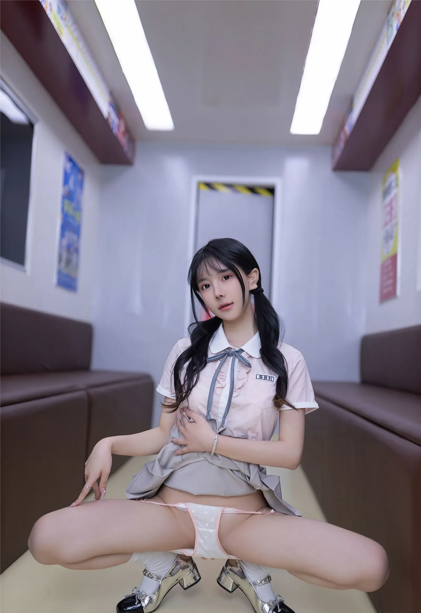 图片[2]-秀人网尤物幼幼(NO.8515) 私房诱惑精选集 [81P]-黑丝袜写真